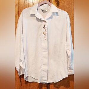 Casey & Max Vintage Women's Buttondown Long Sleeve White Shirt Size S.